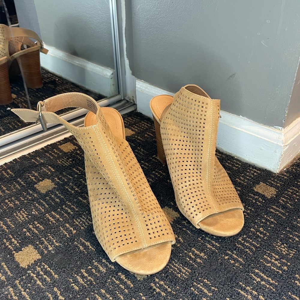 Shoes that have been worn once - size 9 1/2